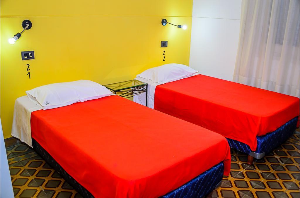 Antonieta Hostel San Rafael  Extérieur photo